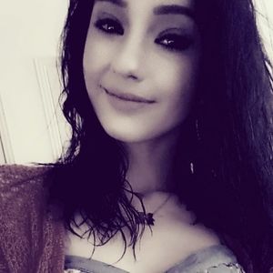 Meet your Posher, Sherry